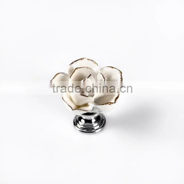 Guangdong Factory Excellent White Ceramic Flower Rose Drawer Pulls photo-3