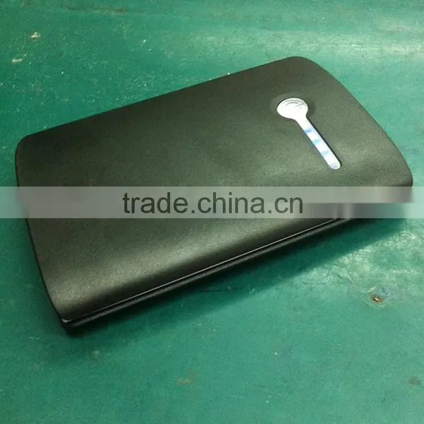 2016 New Design Ultra Slim 5V 1A Promotional 4000mah Mobile Solar Power Bank photo-6