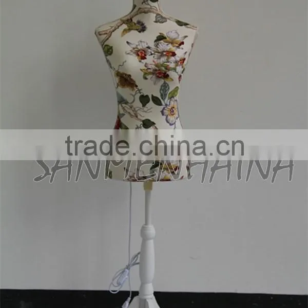 Flower and Branch Printing Elastic Fabric Female Mannequin photo-3