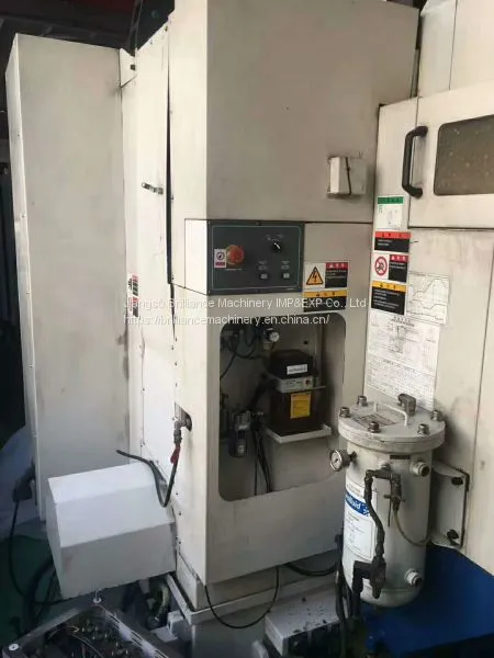 Doosan MYNX-NM410 Vertical Machining Center photo-4