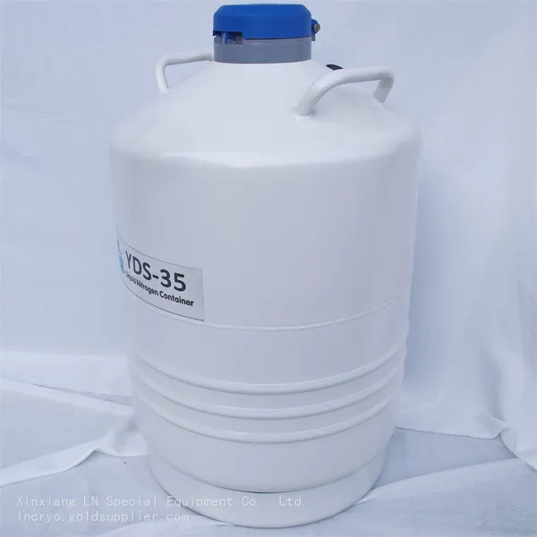 Liquid Nitrogen Cryogenic Container for Plastic Processing in Low Temperature Environment in Factories photo-3