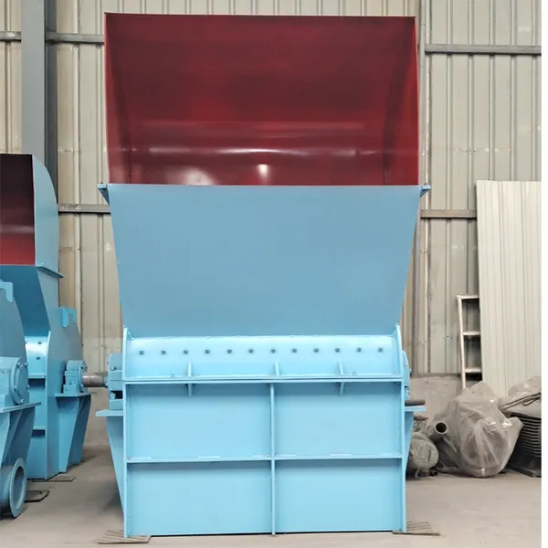 Coconut Husk Shredder Machine Mobile Wood Chipper Wood Grinders for Sawdust Processing photo-2