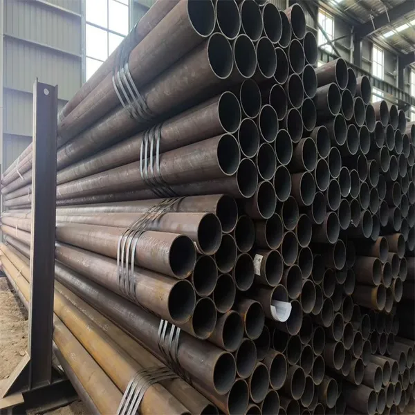 Tubo de aço carbono leve sem costura em estoque para caldeira e estrutura