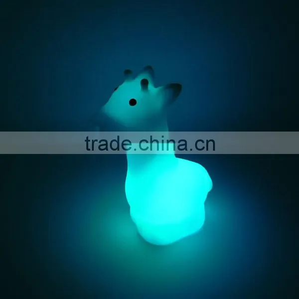 New Design Giraffe Roto Casting Led Light Vinyl Toy photo-2