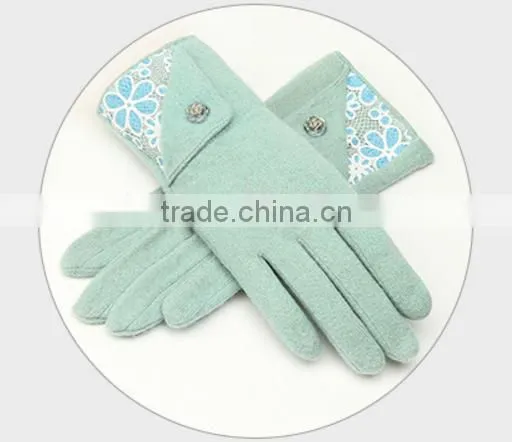 Elegant Lace Design Touch Screen Gloves For Smartphone/Laptop/ipad photo-4