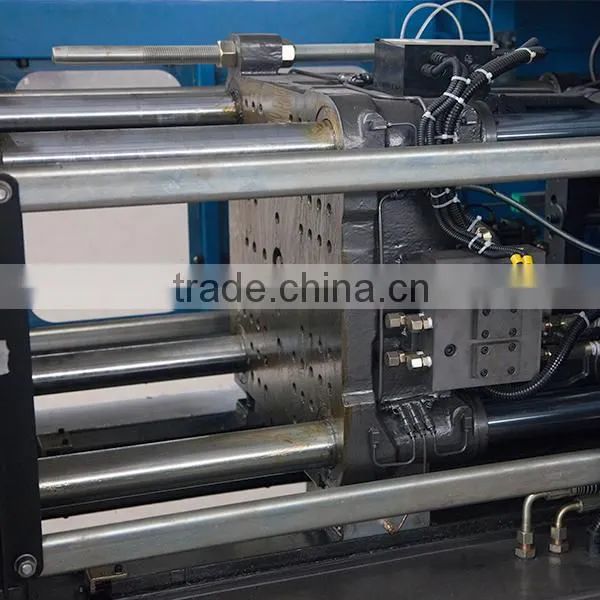 Professional Manual Injection Molding Machine photo-5