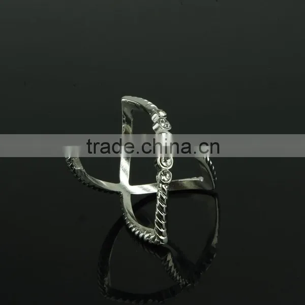 New Design X Shape Ladies Gold & Silver Finger Ring photo-5