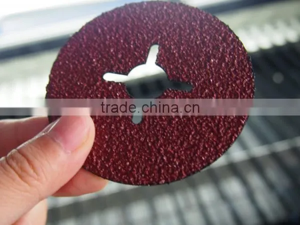 Cheap Price Abrasive Paper Laser Cutting Machine Fabric Cutting With Auto Feeding photo-3