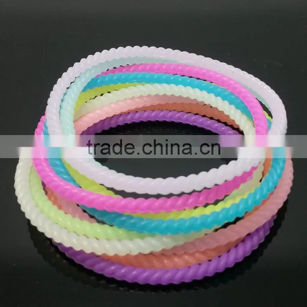 Fashionable and Attractive OEM Led Night Party Free Rubber Bracelet photo-3