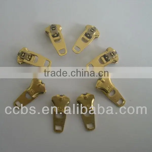 High Quality 4.5 YG Fashion Slider For Metal Zipper