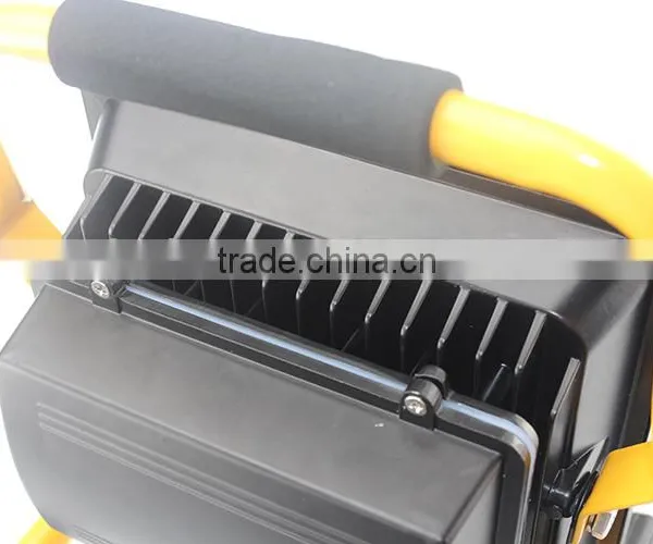 Fashion Design 50w Led Rechargeable Flood Lighting and Led Working Light With High Lumen photo-5