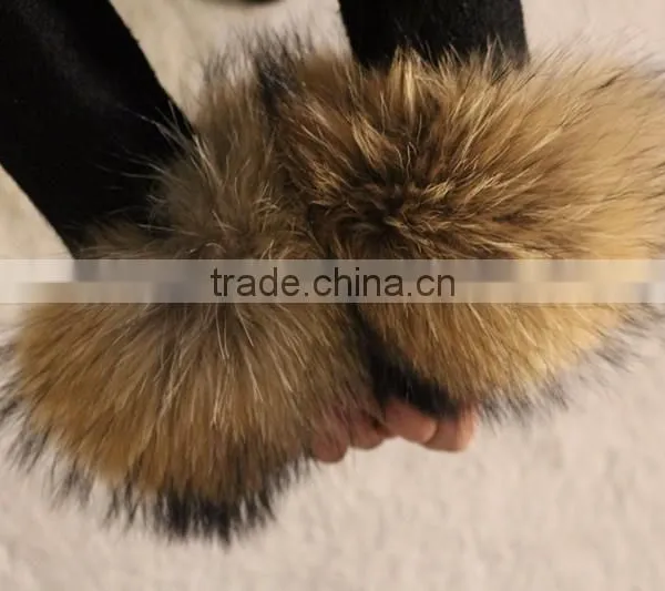 High Standard Custom Wholesale Lively Raccoon Fur Cuff Animal Fur Wrist Warmers Cheap Price