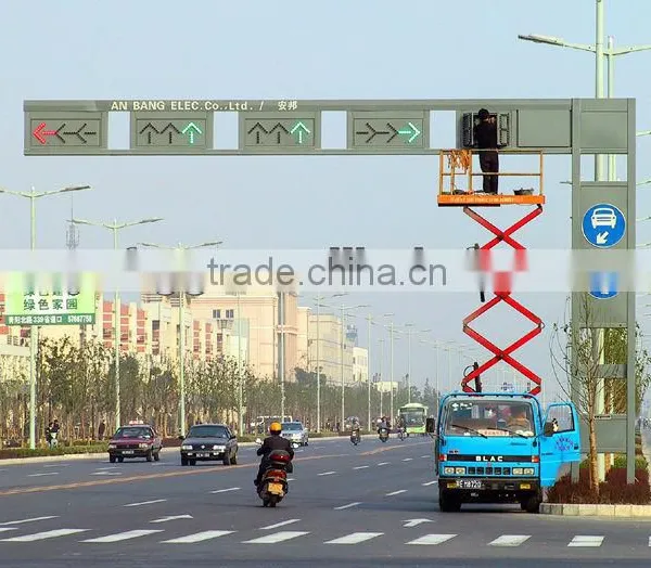 Solar Traffic Warning Light