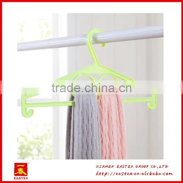 Multipurpose Plastic Anti-slip Laundry Hanger With Two Circle photo-5