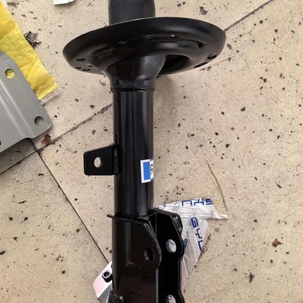 Left Rear Electronically Controlled Damper Assembly photo-4