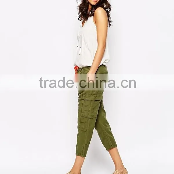 Womens Green Long Cargo Shorts photo-4