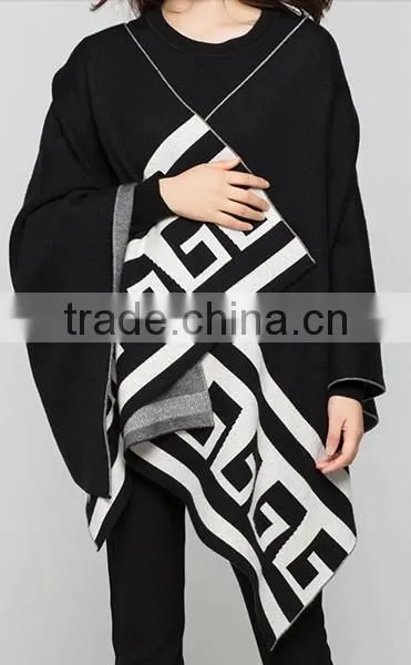 Fashion Lady Circular Cape Jacquard Ethnic Irregular Long Style Knitted Cardigan Poncho