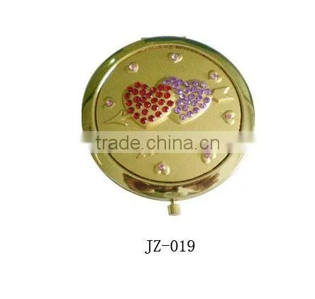 Round Metal Mirror Printed With Red Heart