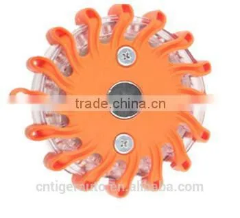 Dry Battery Led Warning Lamp With Magnet Durable TPR LED Emergency Light photo-4