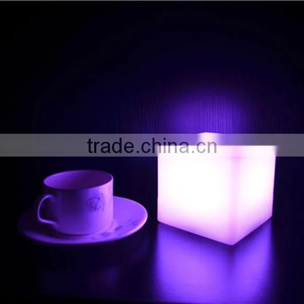 Decorative LED Cube Lamp With CE & ROHS & SGS Certificates photo-3