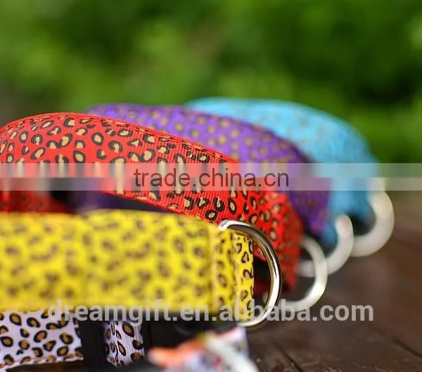 2015 High Quanlity LED Light Dog Collar Flashing Pet Collar With Leopard Print photo-5