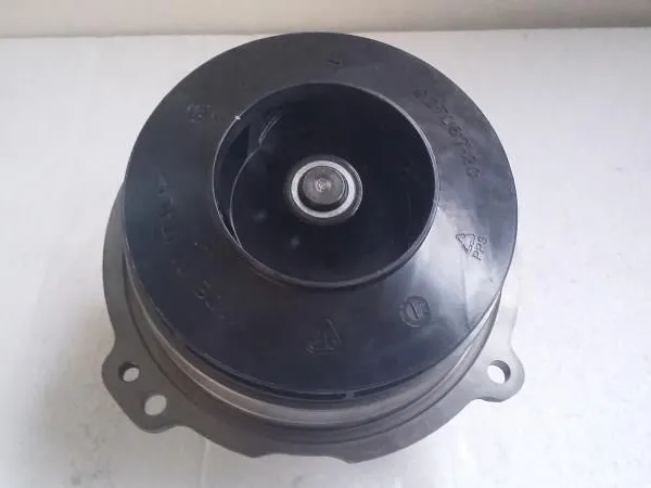 5801525568 Truck Parts Aftermarket Aluminum Truck Water Pump For IVECO photo-5