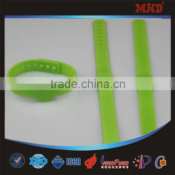 MDW55 UHF 2-3 Meters Long Reading Distance Rfid Wristband and Bracelets photo-2