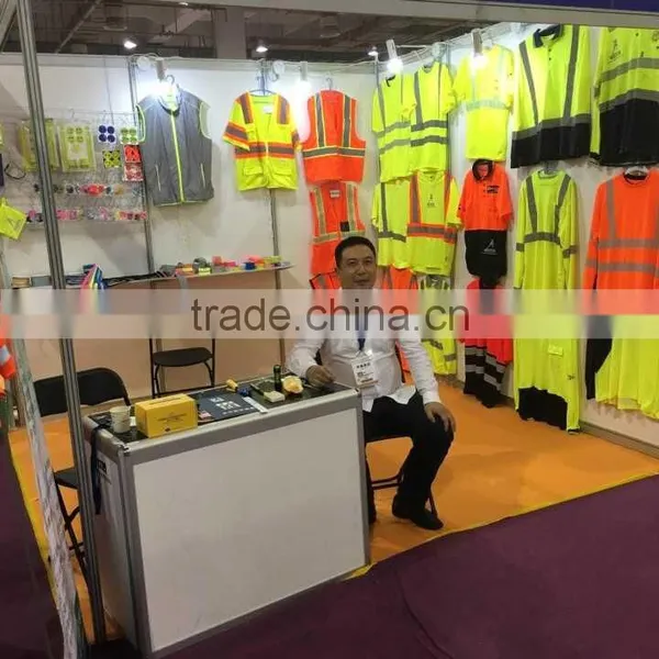 High Quality Visibility Fluorescent Polyester Workwear Reflective Safety Vest With Many Pockets photo-3