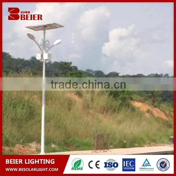3 Years Warranty LED 70W Two Arm Solar Power IP65 Double Arm Led Solar Street Lamp photo-4