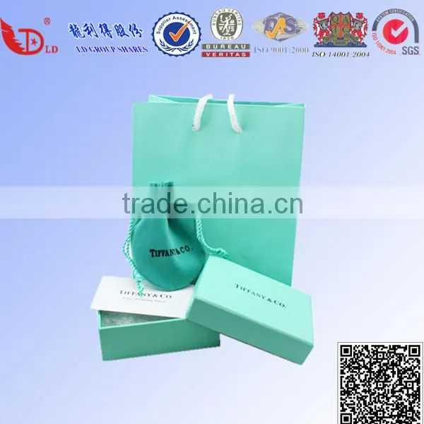 2015 High Quality White Cardboard Custom Paper Gift Box photo-4