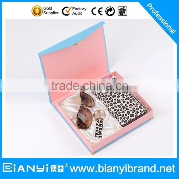 Bracelet Watch Vintage Women Watches, Geneva Luxury Watch, Fashion Lady Watch With Sun Glasses With Design