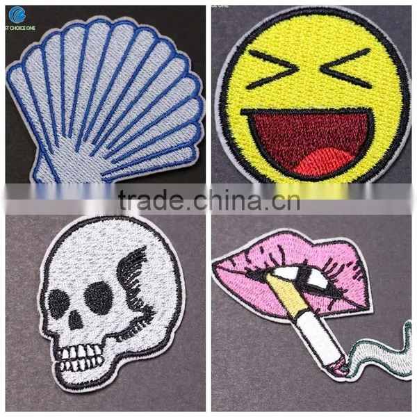 Wholesale Cheap Fashion Embroidered Patches And Badges/Custom Embroidery Patch photo-2