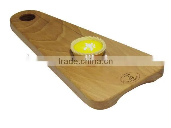 Wooden Serving Tray Wooden Fruit Tray Beech Dessert Plate Egg Tart Tray Tri-Angle Shape Board With Hanging Hole photo-2