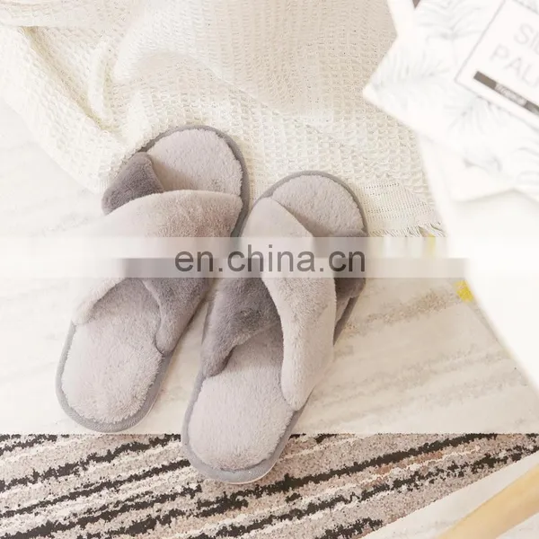 Wholesale Soft and Warm Shoes Leopard Sandals Furry Slippers for Women photo-3