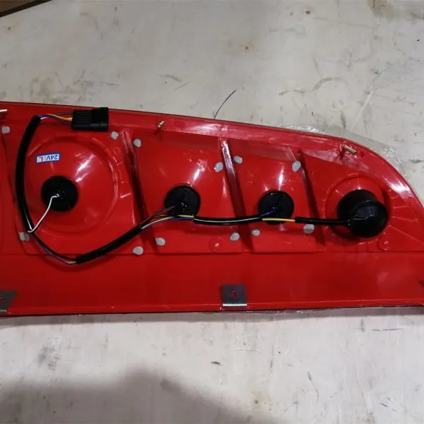 High Quality Bus Auto Electrical Parts 3715-00169 HJH-007-LH Tail Light Rear Combination Lamp photo-4