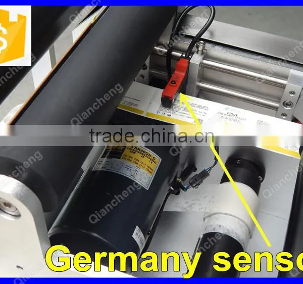 PLC Controlled 30ml Plastic Bottle Labeler,self Adhesive Labeling Machine photo-3