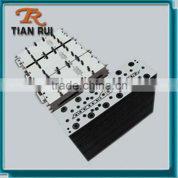 Hubei Best Modern Wood Panel Door Design Extrusion Mold photo-3