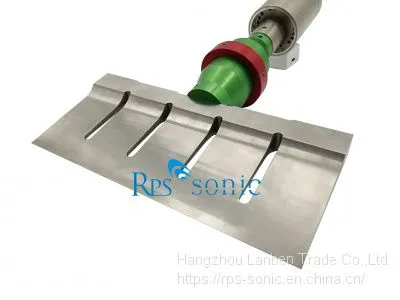 Ultrasonic Cutting Machine for Slitting Steamed Sandwich Cake photo-2