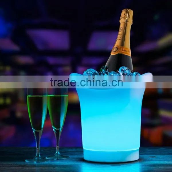 Colour Changing LED Ice Bucket 3.5L Hot Sale PP Illuminated Led Ice Bucket Quality Choice photo-2