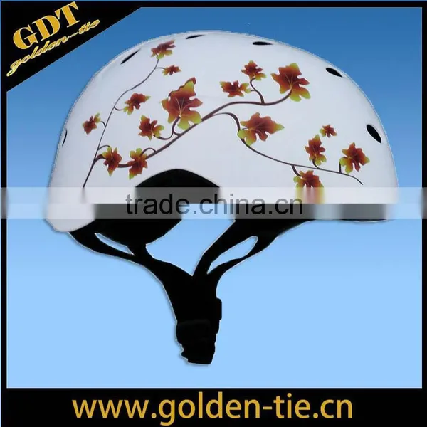 Open Mould Adult Skate Helmet in Dongguan