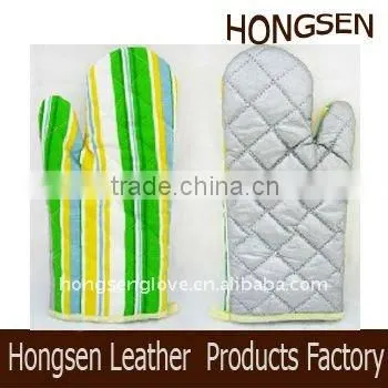 HSWB 001 Funny Oven Mitt