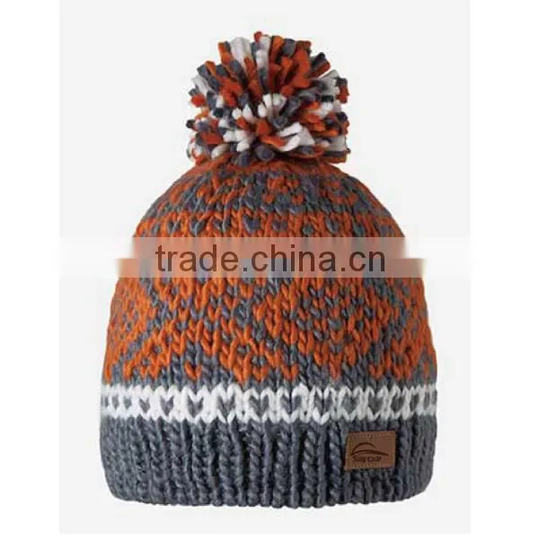 2015 CUSTOM CROCHET WOMEN'S POM POM WINTER HAT WITH LEATHER PATCH LOGO CHINA FACTORY photo-2