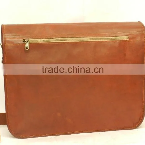 Venus Craft India's Vintage Leather Messenger Bag Grained Leather photo-3