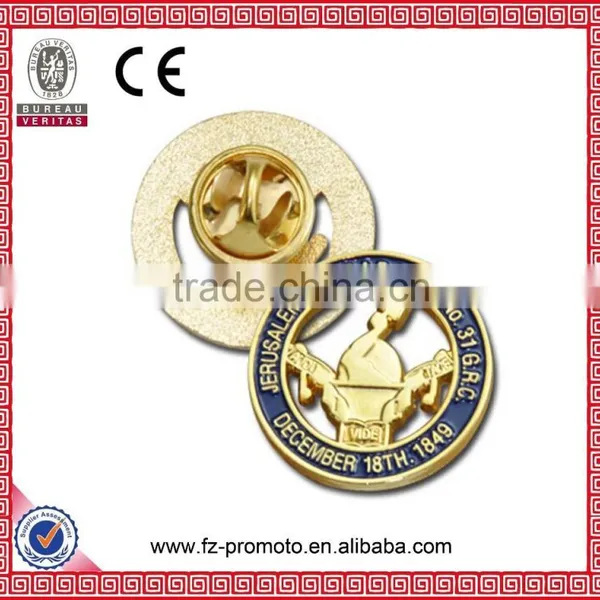 Classic Style Metal Football Badge Pin photo-3