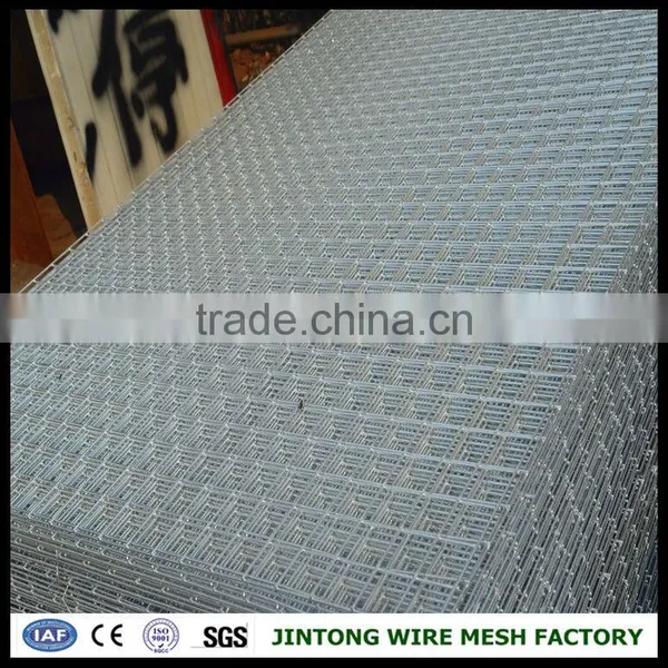2016 Green Pvc Vinyl Coated /galvanized Welded Wire Mesh Roll Wire Fencing photo-3