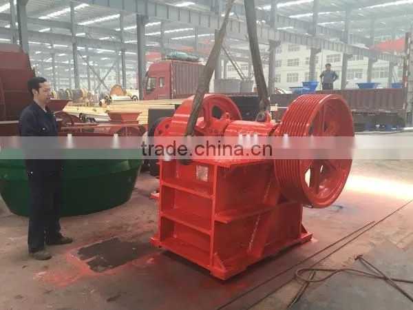 Small Scale Stone Crusher ,jaw Crusher Price Factory photo-4