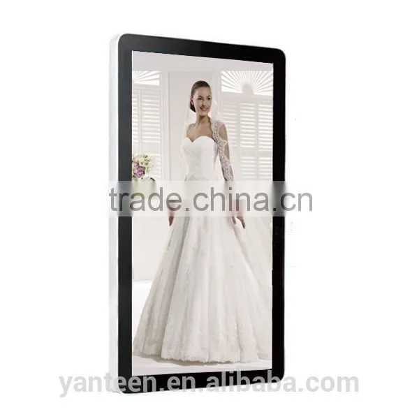 19inch LCD Advertising Player for Chain Shops photo-3