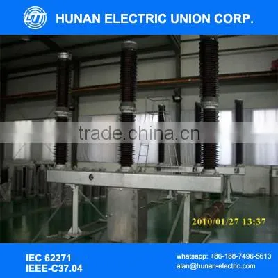 SF6 Gas-Insulated Circuit Breaker