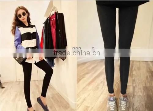 Ladies Leggings Sex Photo 2014 , Black And White Stripe Leggings photo-2