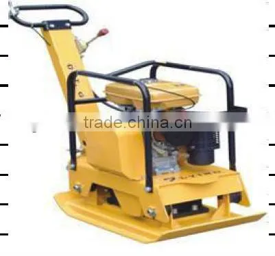 Vibratory gasoline plate compactor